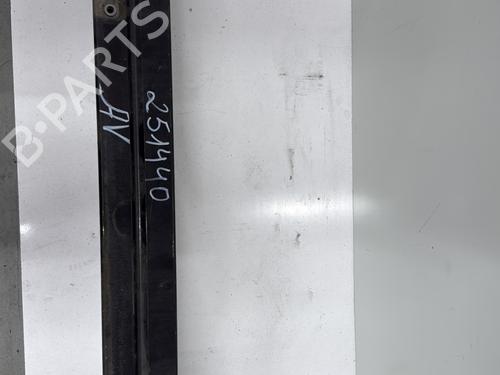 Used Front bumper reinforcement MERCEDES-BENZ A-CLASS (W168) A 170 CDI (168.008) (90 hp) 27234037