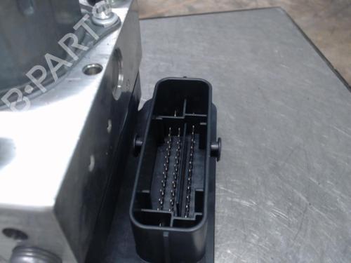 ABS pump RENAULT TWINGO III (BCM_, BCA_) 1.0 SCe 70 (BCMB) | BP21307933M43 