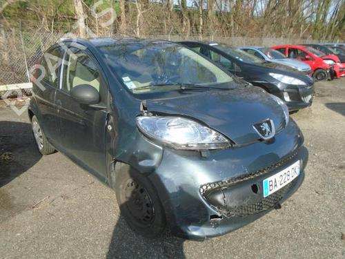 Front wiper motor PEUGEOT 107 (PM_, PN_) 1.0 | BP21370184M29 