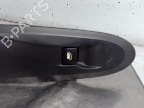 Used Right front window switch Right front window switch CITROËN C4 II (NC_) 1.6 HDi 90 (92 hp) 27381631 27381631