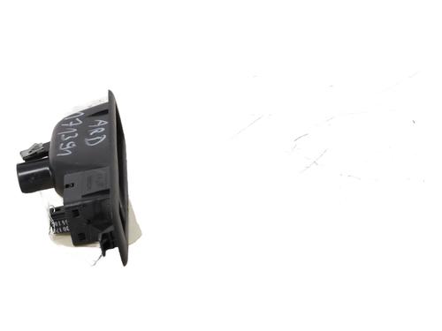 Used Right rear window switch Right rear window switch RENAULT MEGANE III Grandtour (KZ0/1) 1.5 dCi (KZ09, KZ0D, KZ1G, KZ29, KZ14, KZ1W, KZ10, KZ1F,... (110 hp) 21310238 21310238