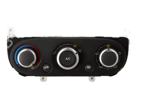 Used Climate control RENAULT CLIO IV Grandtour (KH_) 1.5 dCi 90 (KHN3, KHN4) (90 hp) 21876895