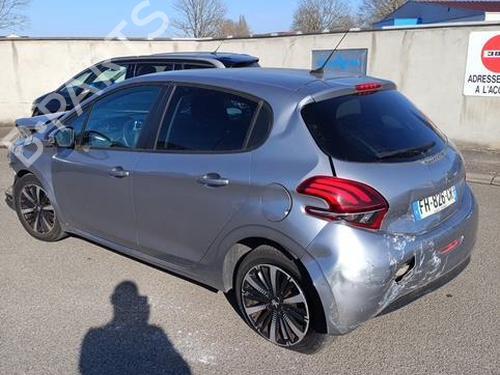 Dashboard PEUGEOT 208 I (CA_, CC_) 1.2 PureTech 82 | BP33796700C46 - Image 9