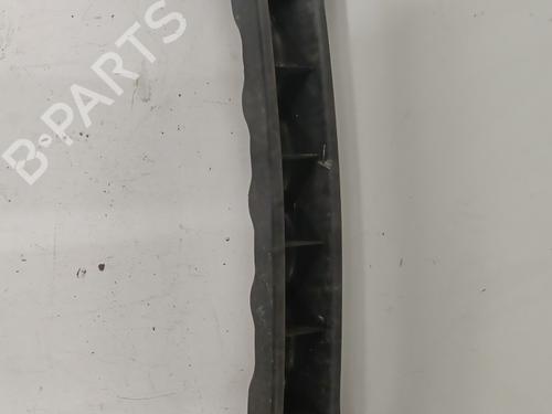 Used Front bumper reinforcement Front bumper reinforcement 32391031 32391031