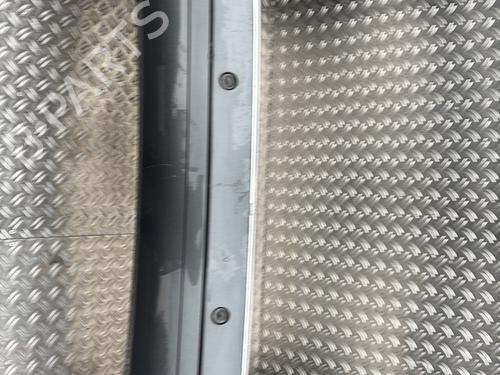 Used Rear bumper Rear bumper 31025107 31025107