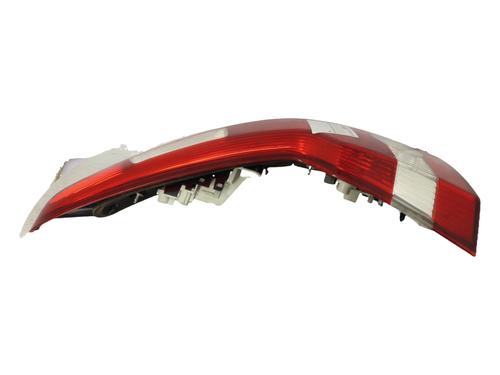 left-taillight-volvo-v50-545-2003-2004-2005-2006-2007-2008-2009-2010-2011-2012-28314970 main image