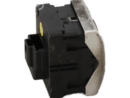 Used Left front window switch Left front window switch MERCEDES-BENZ SLK (R171) 200 Kompressor (171.442) (163 hp) 32331396 32331396