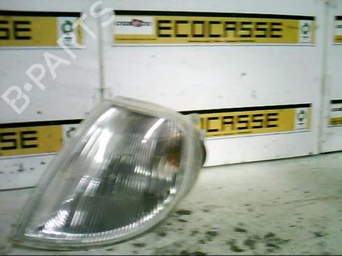 Used Left front indicator CITROËN SAXO (S0, S1) 1.0 X (50 hp) 21364244