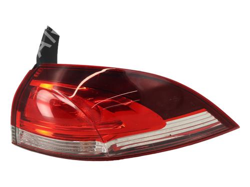 right-taillight-renault-clio-iv-grandtour-kh_-2012-2013-2014-2015-2016-2017-2018-2019-2020-2021-32374295 main image