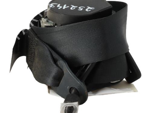 front-right-seatbelt-dacia-sandero-2008-29387944 main image