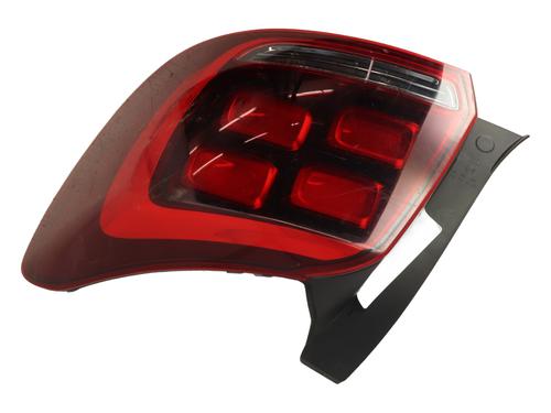 Used Right taillight Right taillight DACIA SANDERO II TCe 90 (B8M1, B8MA, B8AC) (90 hp) 33657151 33657151