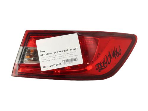 right-taillight-renault-clio-iv-bh_-2012-2013-2014-2015-2016-2017-2018-2019-2020-2021-32174153 main image