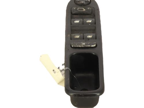 Used Left front window switch Left front window switch PEUGEOT 207 (WA_, WC_) 1.6 HDi (109 hp) 39542440 39542440