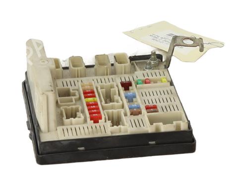 Used Fuse box RENAULT MEGANE II Estate (KM0/1_) 2.0 dCi (150 hp) 21368800