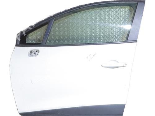 left-front-door-renault-clio-iv-bh_-2012-2013-2014-2015-2016-2017-2018-2019-2020-2021-36029841 main image
