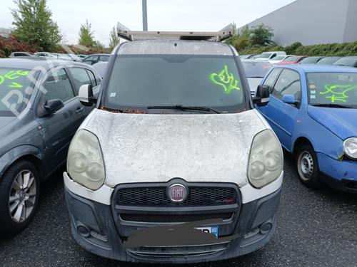 Left headlight FIAT DOBLO Cargo (263_) 1.3 D Multijet | BP29424028C28 