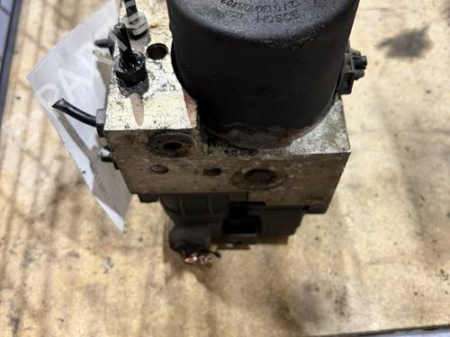 Used ABS pump ABS pump 37509747 37509747