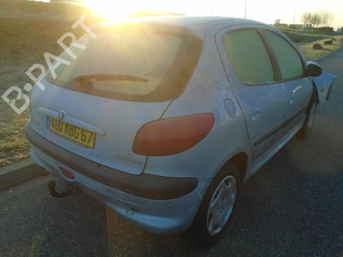 Tåkelys/Varsellys PEUGEOT 206 Hatchback (2A/C) 1.4 HDi eco 70 | BP21317532C37 