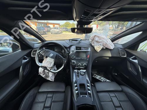Switch CITROËN DS5 2.0 HDi 200 Hybrid4 All-wheel Drive | BP28023483I30  - Image 16