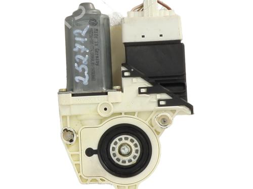 Rudehejsemotor bagstkærm venstre VW GOLF V (1K1) 2.0 TDI | BP27313620E23 