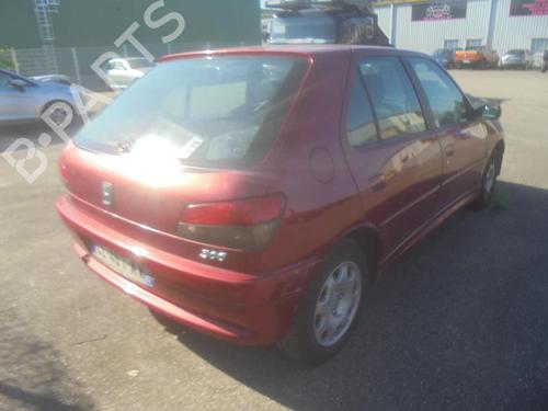 Right taillight PEUGEOT 306 Hatchback (7A, 7C, N3, N5) 1.4 | BP21294191C35 