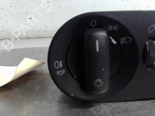 Headlight switch AUDI A3 (8P1) 1.9 TDI | BP21375743I24 