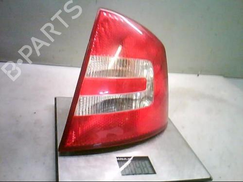 Used Right taillight SKODA OCTAVIA II (1Z3) [2004-2013]  21309928