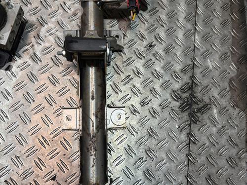 Used Steering column Steering column 32286974 32286974