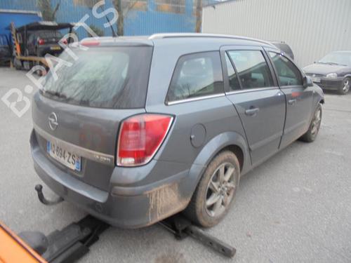Right taillight OPEL ASTRA H Estate (A04) 1.9 CDTI 16V (L35) | BP21321114C35 