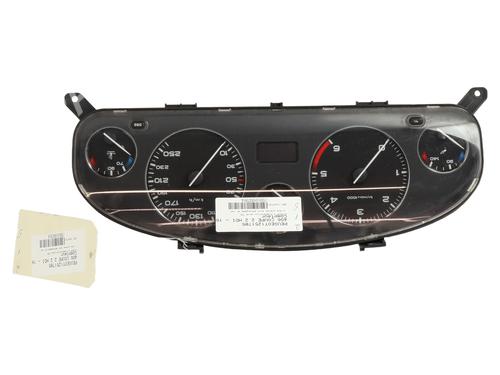 Used Instrument cluster PEUGEOT 406 Coupe (8C) 2.2 HDI (133 hp) 25489963