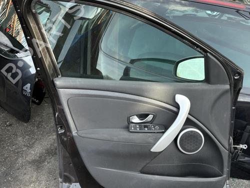 Left front door RENAULT MEGANE III Hatchback (BZ0/1_, B3_) 1.5 dCi | BP21302464C2 