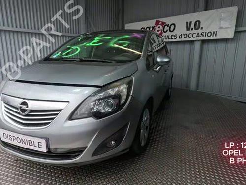 Fuse box OPEL MERIVA B MPV (S10) 1.7 CDTI (75) | BP32348035E1 - Image 10