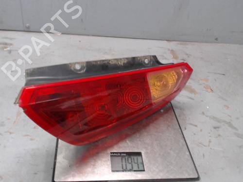 Farolim direito Farolim direito FIAT GRANDE PUNTO (199_) 1.3 D Multijet (199.AXD11, 199.AXD1A, 199.AXD1B,... (90 hp) 21312877 21312877