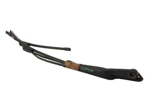 Used Front windshield wiper arm Front windshield wiper arm LAND ROVER FREELANDER I Soft Top (L314) 1.8 i 16V 4x4 (120 hp) 36701265 36701265