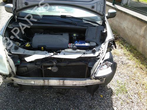 Right mirror RENAULT CLIO III (BR0/1, CR0/1) 1.2 16V (BR02, BR0J, BR11, CR02, CR0J, CR11) | BP21300534C27 