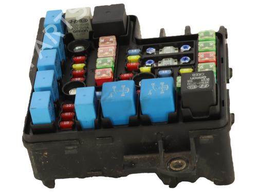Fuse box HYUNDAI i30 (FD) 1.6 CRDi | BP38484155E1 - Image 3