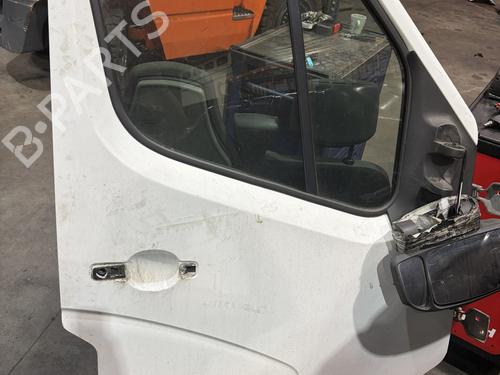 right-front-door-renault-master-iii-van-fv-2010-32286916 main image