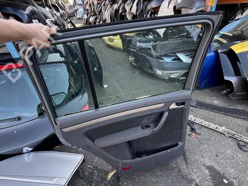 Used Left rear door VW TOURAN (1T1, 1T2) 1.9 TDI (105 hp) 21315869