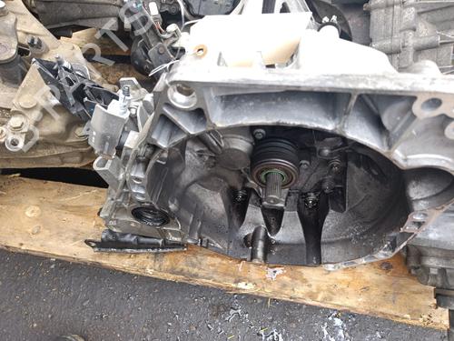 Gearbox DACIA SANDERO II TCe 90 (B8M1, B8MA, B8AC) | BP37709015M3 - Image 2