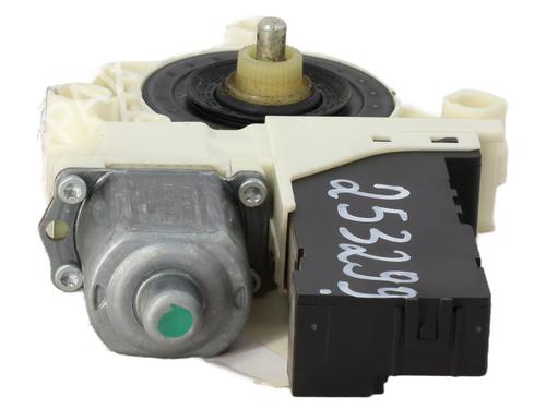 Used Left front window motor PEUGEOT 407 (6D_) 2.0 HDi 135 (6DRHRH, 6DRHRE, 6DRHRG, 6DRHRJ) (136 hp) 29412947