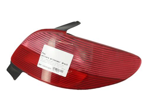 Used Right taillight PEUGEOT 206 Hatchback (2A/C) 1.9 D (69 hp) 32021574