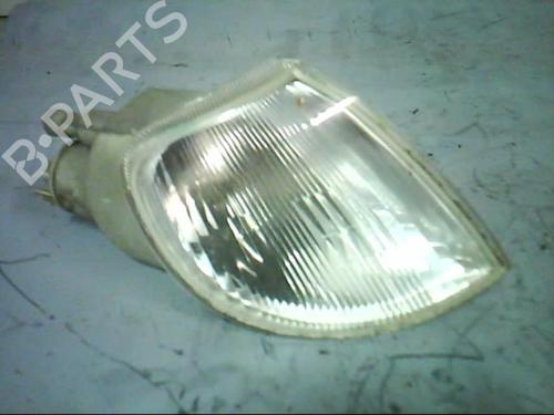 Used Right front indicator CITROËN SAXO (S0, S1) 1.5 D (57 hp) 21368636