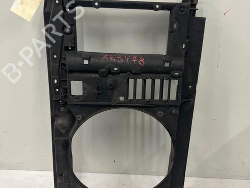 Frontplade/Frontkurv Frontplade/Frontkurv PEUGEOT 5008 (0U_, 0E_) 2.0 HDi 150 / BlueHDi 150 (150 hp) 39626070 39626070