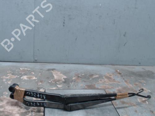 Used Front windshield wiper arm SUBARU IMPREZA Hatchback (GR, GH, G3) 2.0 D AWD (150 hp) 21366648