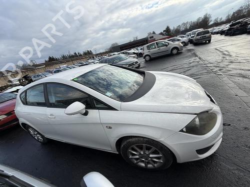 Left headlight SEAT LEON (1P1) 1.2 TSI | BP24028870C28 - Image 12