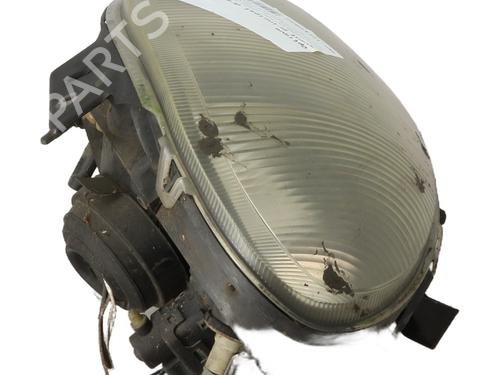 Right headlight RENAULT CLIO II Hatchback Van (SB0/1/2_) 1.9 D (SB0R) | BP32347830C29