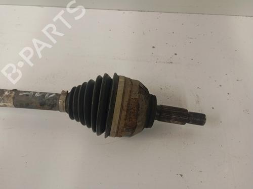 Used Right front driveshaft Right front driveshaft RENAULT MASTER II Van (FD) 2.5 dCi 120 (FD0M, FD0U, FD0W, FD2M, FD2W, FD3M, FD3U,... (115 hp) 28181003 28181003