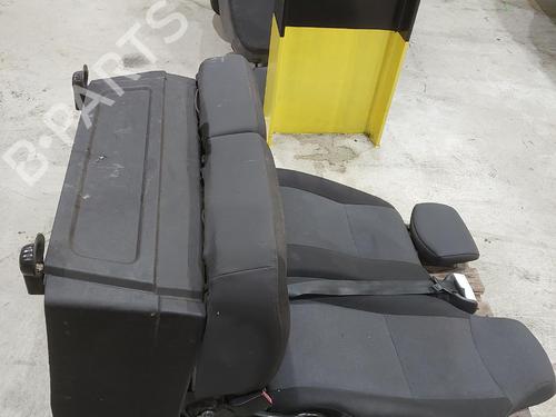 Right front seat RENAULT MASTER III Van (FV) 2.3 dCi 170 FWD (FV0L) | BP32286995C16 - Image 4