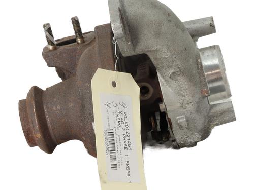 turbo-volvo-v40-hatchback-525-d2-2012-2013-2014-2015-2016-2017-2018-2019-21369242 main image