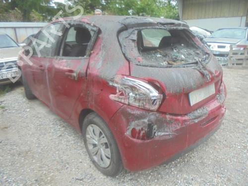 Climate control PEUGEOT 208 I (CA_, CC_) 1.2 VTI 82 | BP21305801I5 